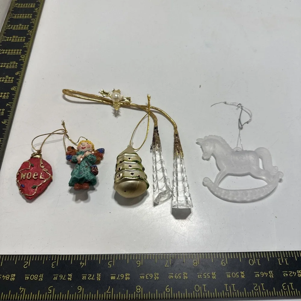 5 christmas‎ ornaments lot